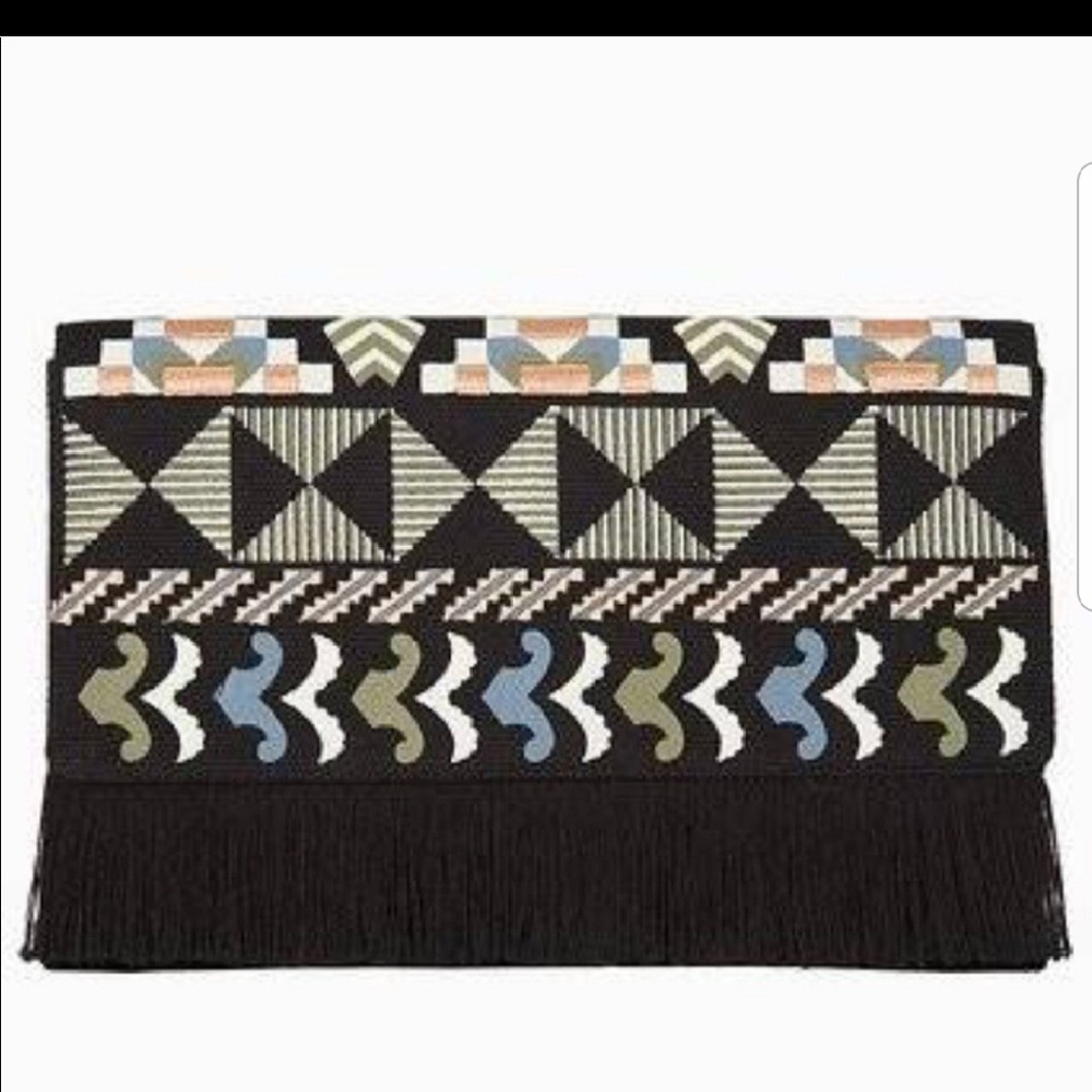 Stella & Dot Taj clutch